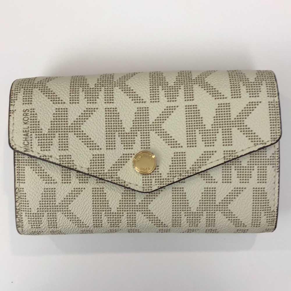 NWOT Michael Kors Wallet